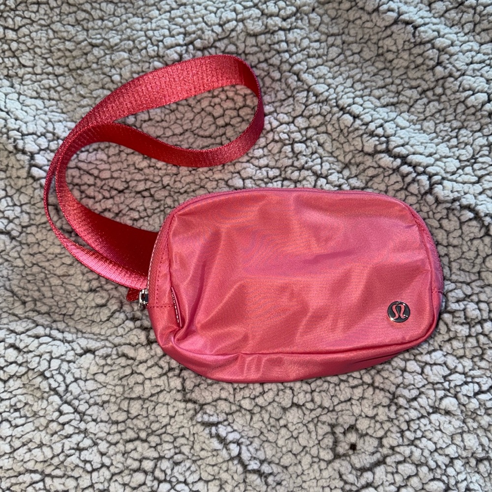 sakura pink lulu belt bag